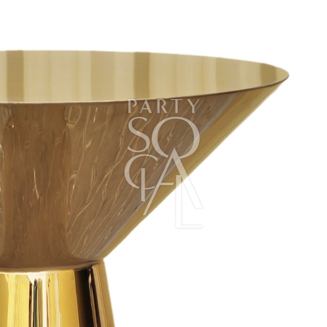 GOLD MIRROR COCKTAIL TABLES